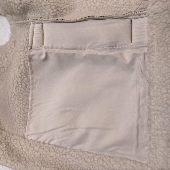 NWT Old Navy Faux-Suede Sherpa-Trim Vest - Picture 4 of 7